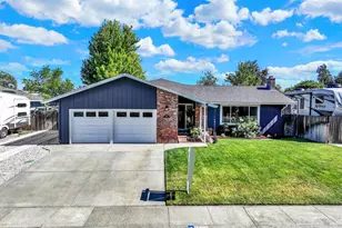 850 Sunset Dr, Dixon, CA 95620 - Photo 1