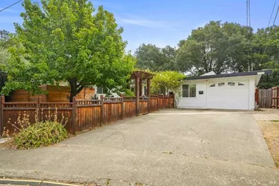 104 Lobo Vista, Novato, CA 94947 - Photo 1