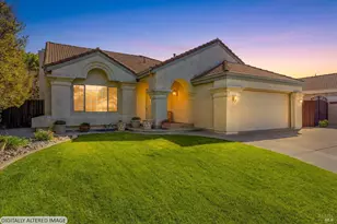 207 Laurelwood Way, Vacaville, CA 95687 - Photo 1