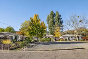 881 Lorna Dr, Glen Ellen, CA 95442 - Photo 1