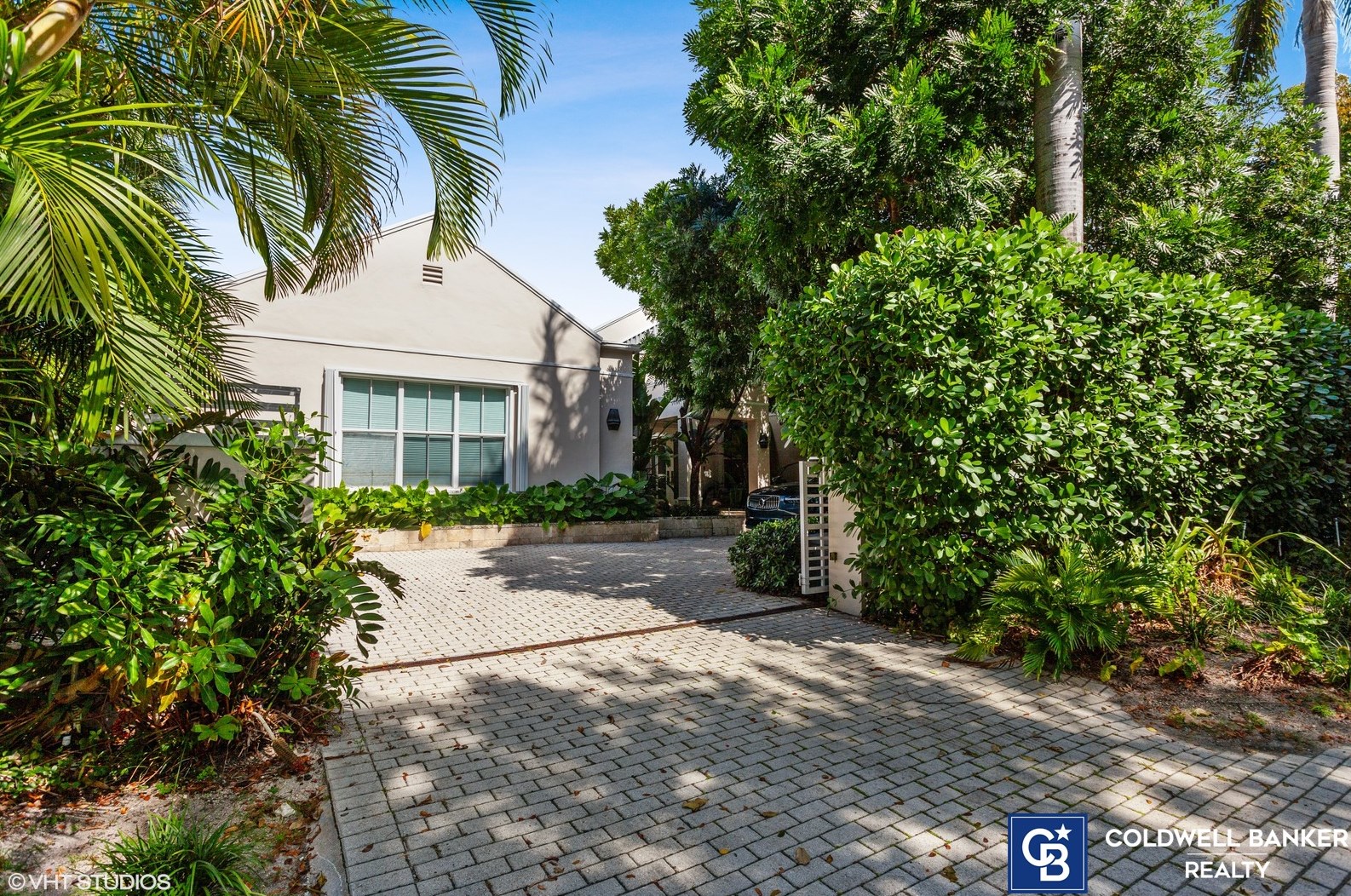 61 Island Dr, Miami, FL 33149-2714