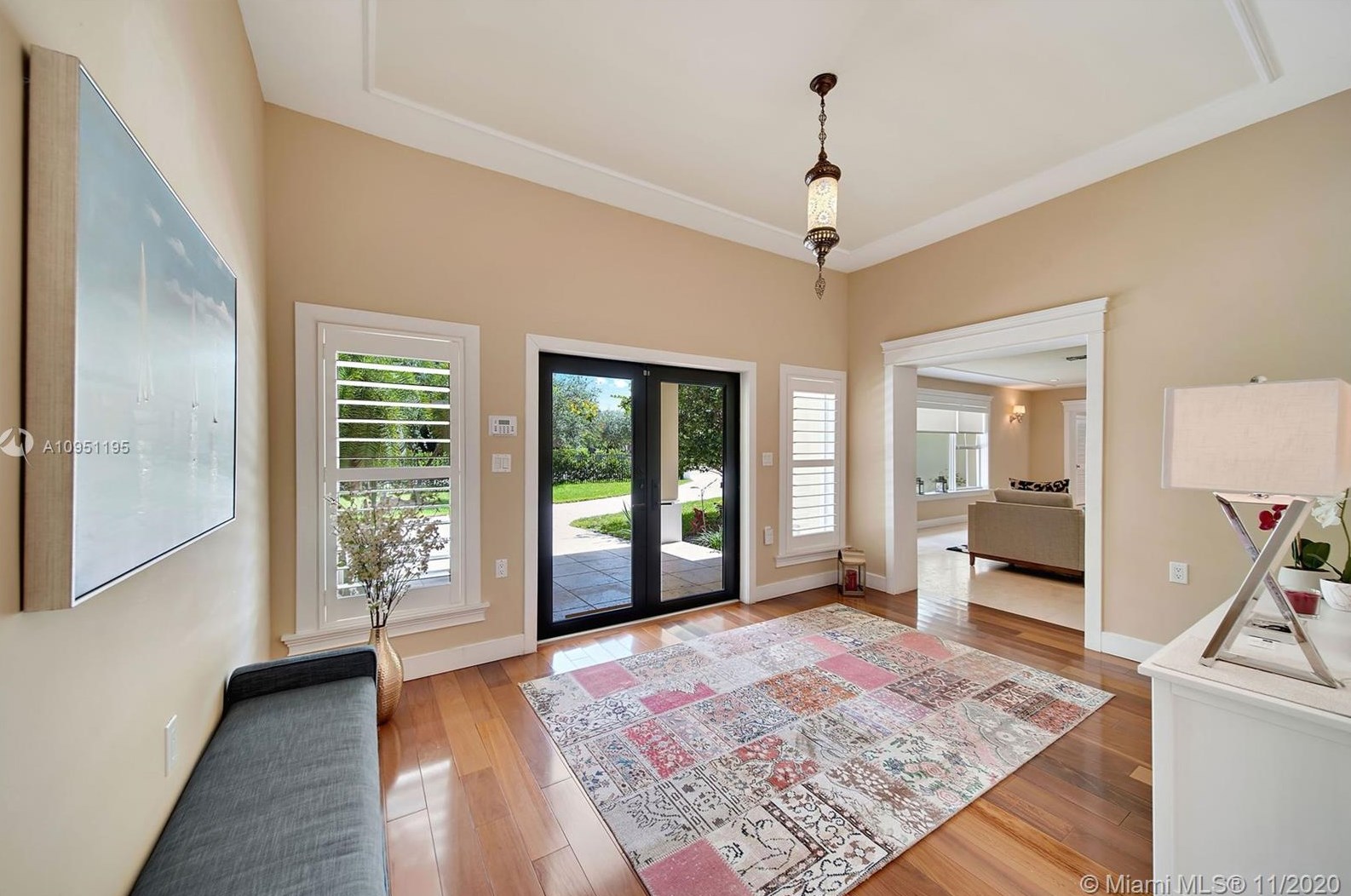 5850 Rolling Road Dr, Miami, FL 33156-5648