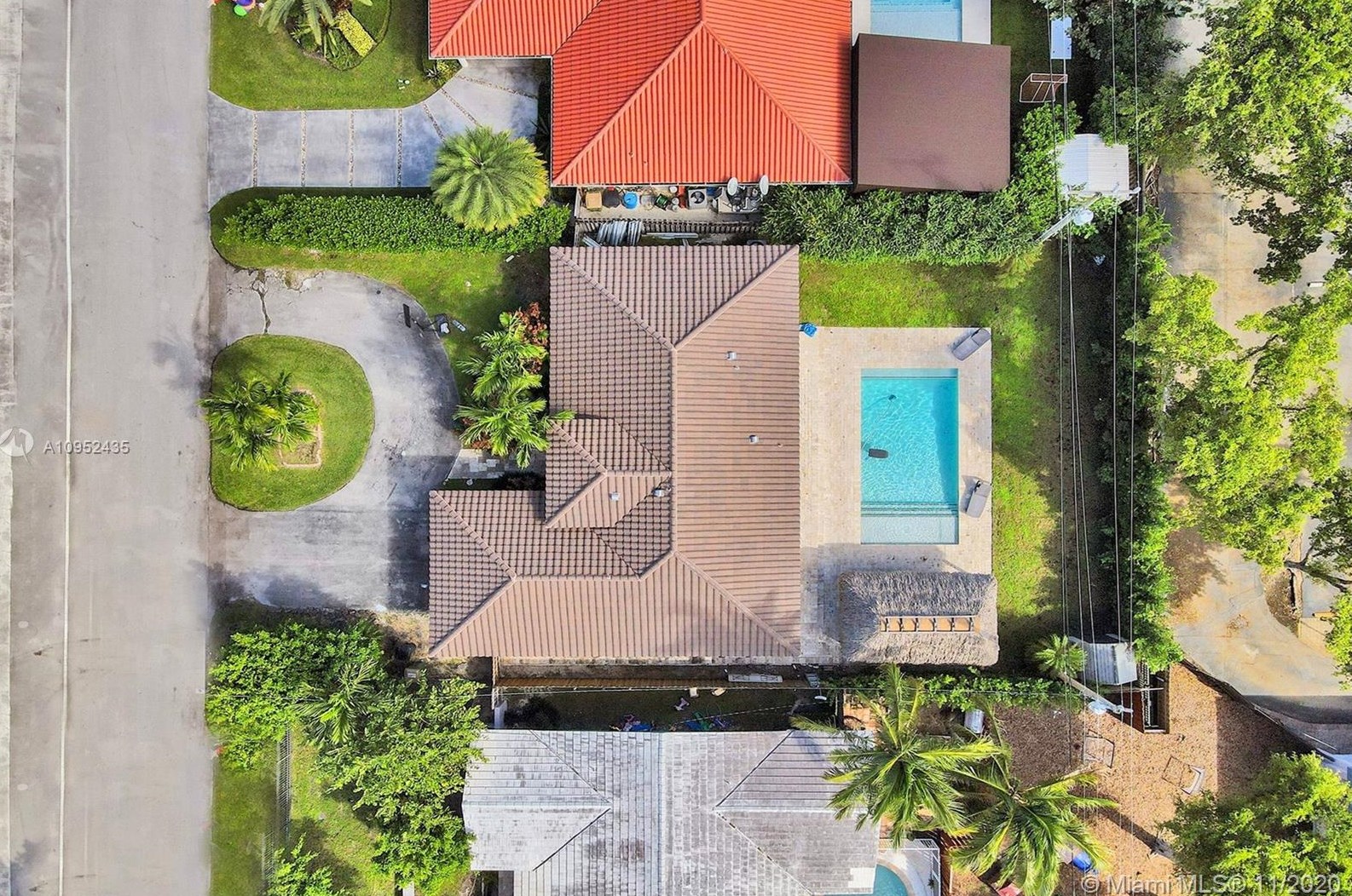 2190 122nd St, Miami FL  33181-2909 exterior