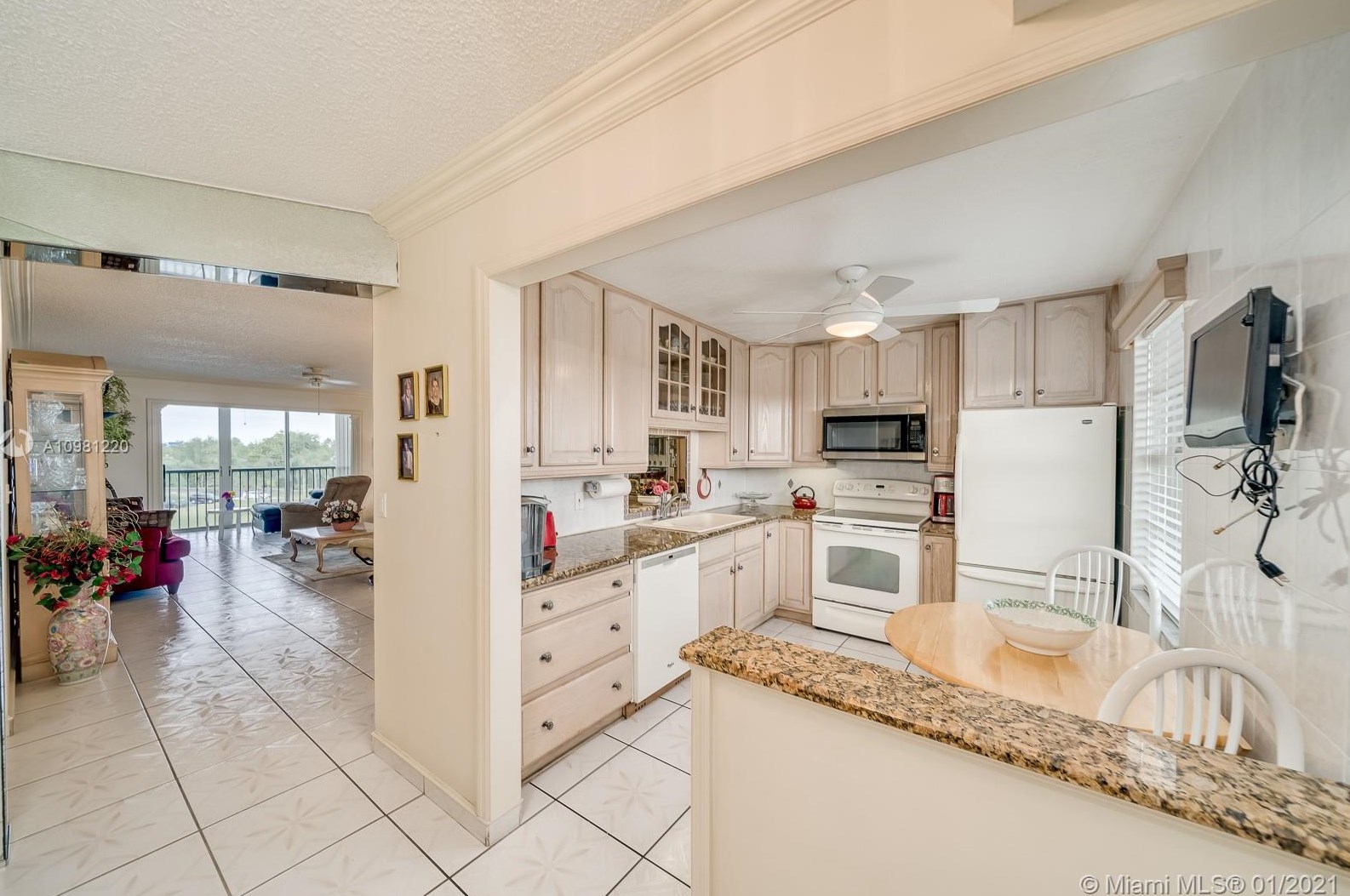 190 Se 5th Ave #407, Dania Beach, FL 33004