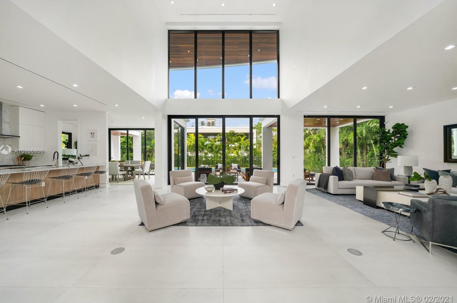 112 Palm Midway, Miami, FL 33139-5156