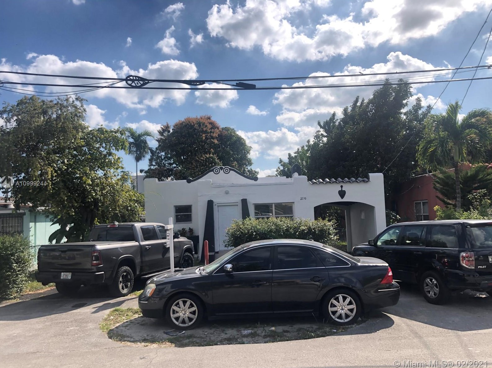 2230 6th St, Miami, FL 33135-3108