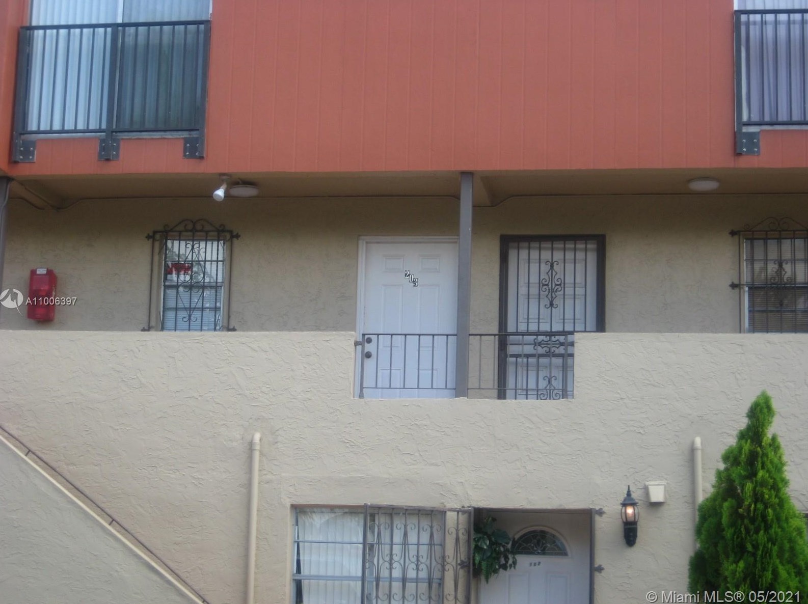 231 Nw 109th Ave #203, Miami, FL 33172