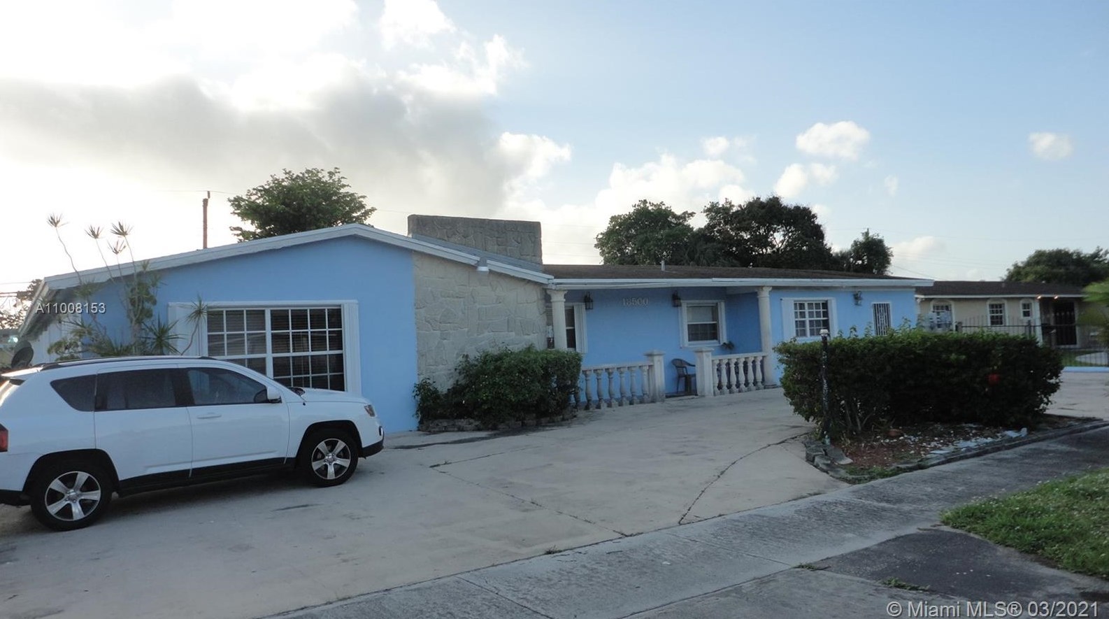 18500 22nd Pl, Miami, FL 33056-3217