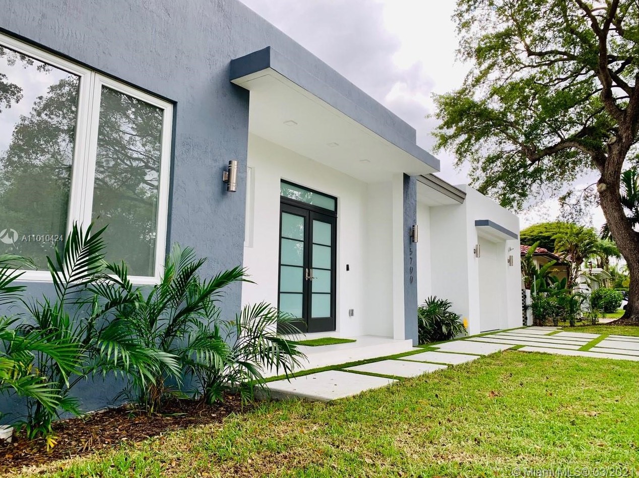 5700 48th St, Miami, FL 33155-6035