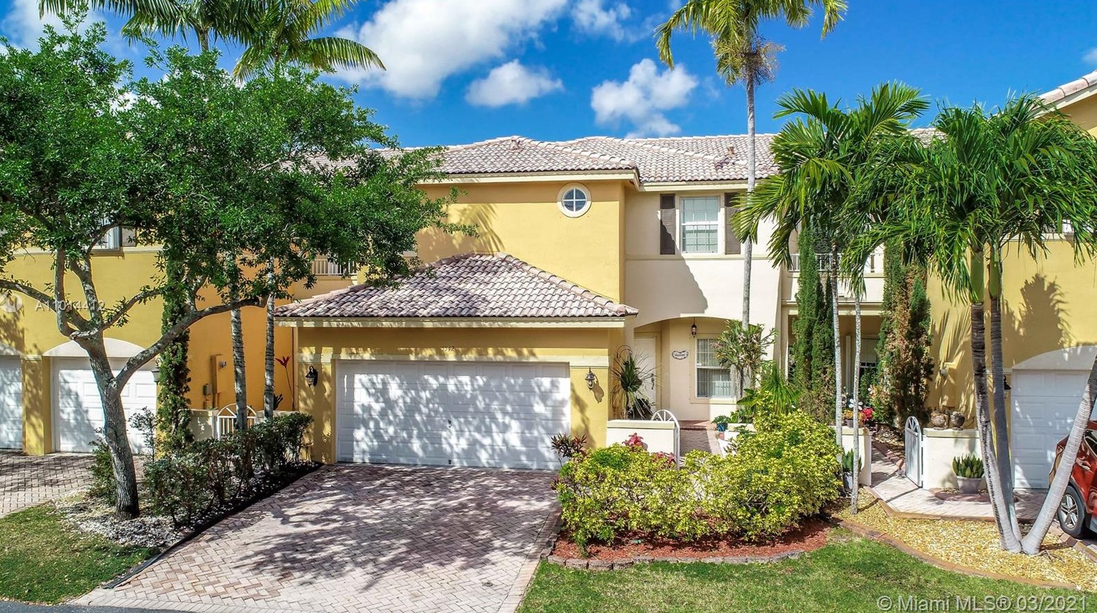 5542 112th Ct, Miami, FL 33178-3812