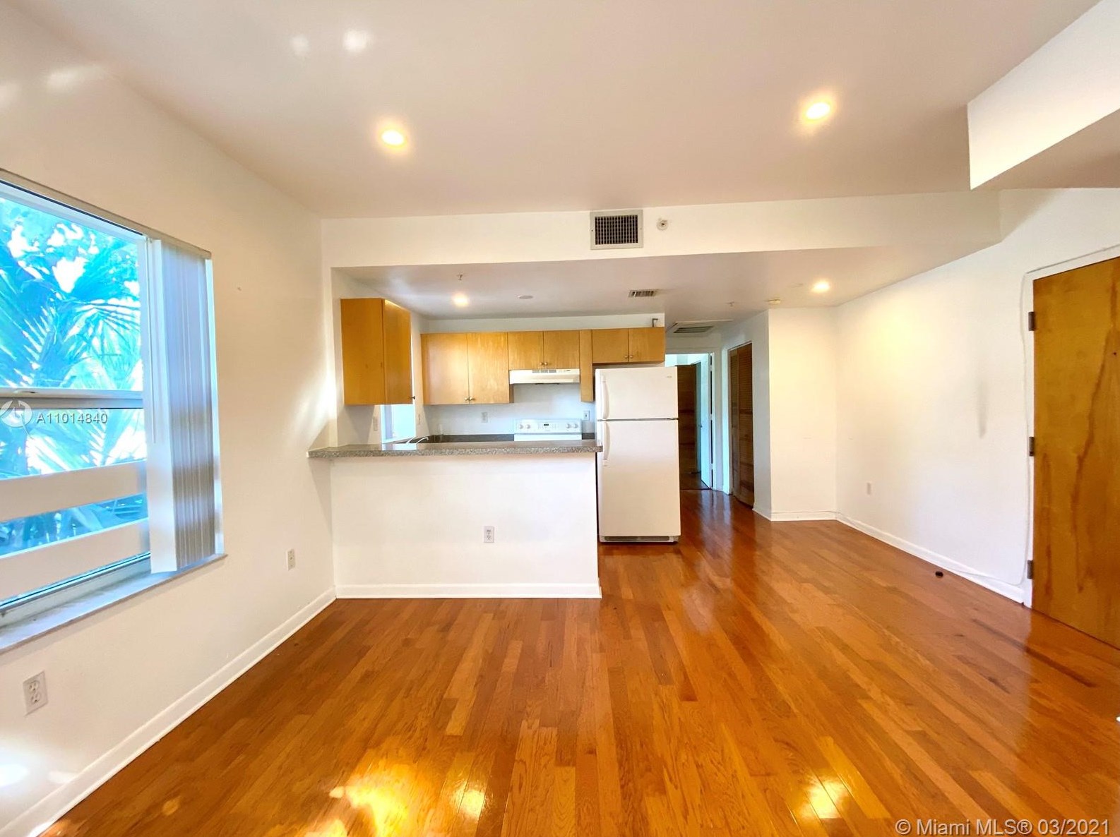 1542 Drexel Ave #308, Miami, FL 33139