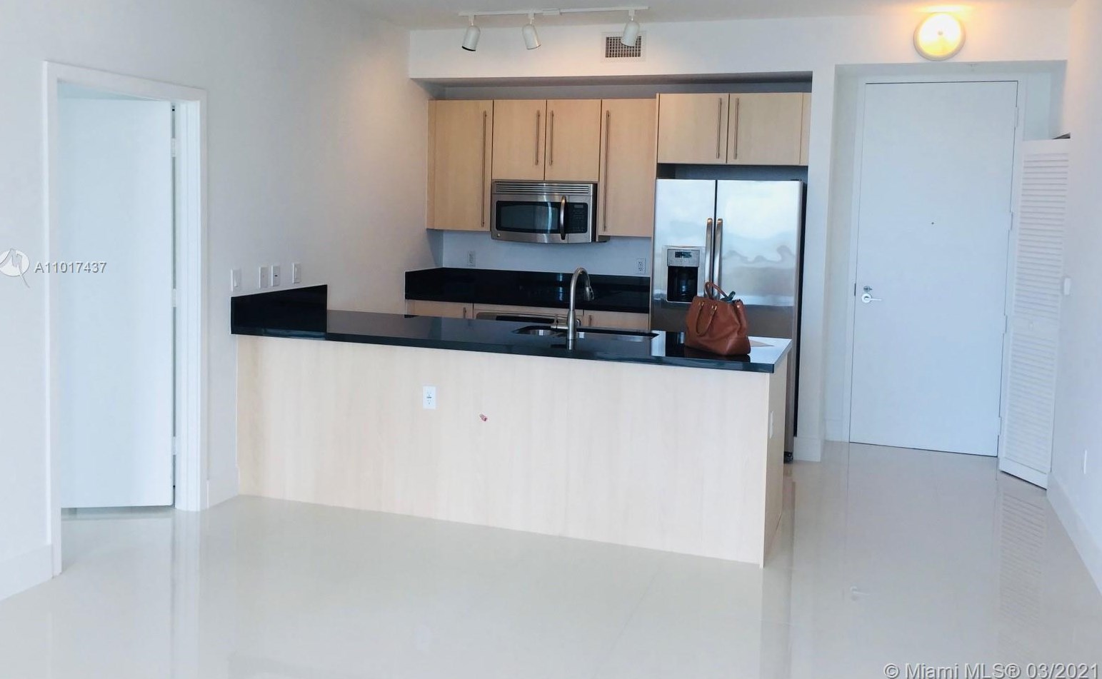 79 Sw 12th St #3604-s, Miami, FL