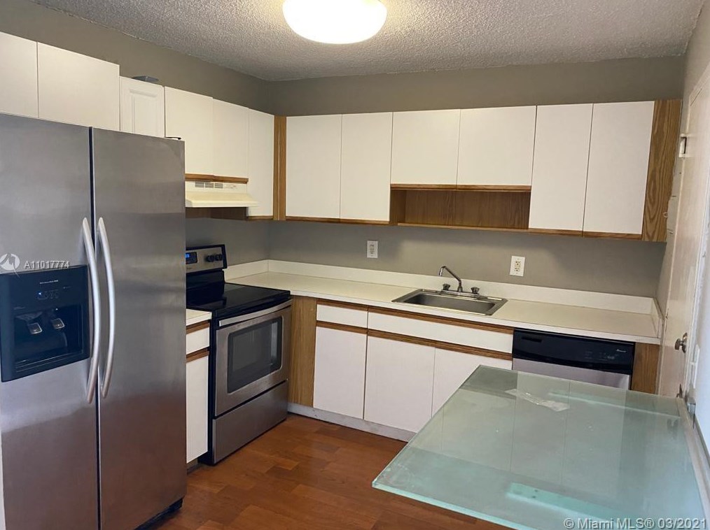 2020 Ne 135th St Apt 711, Miami, FL 33181