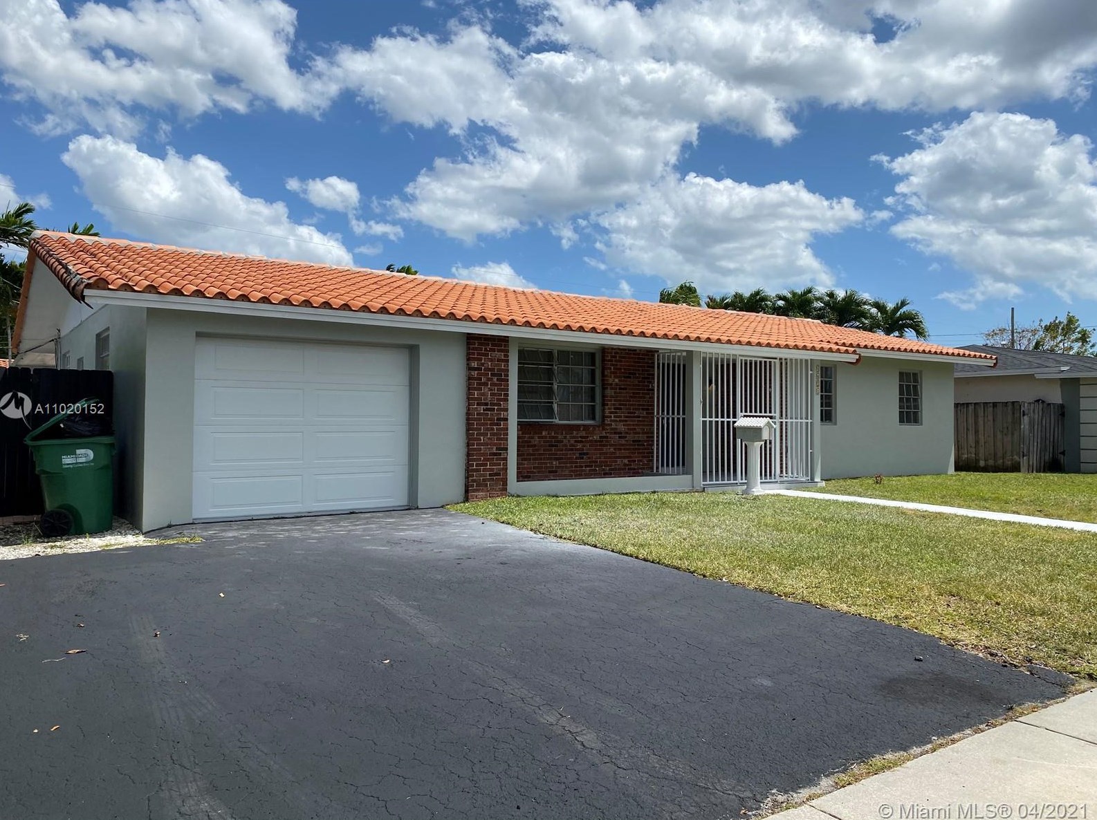 4621 89th Ct, Miami, FL 33165-5933
