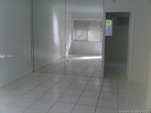 6330 Sw 79th St #3, Miami, FL 33143