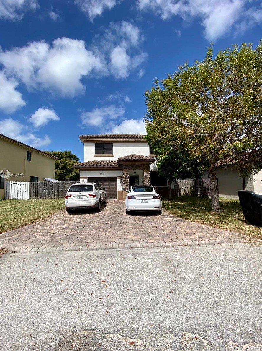 8647 207th Ter, Miami, FL 33189-3836