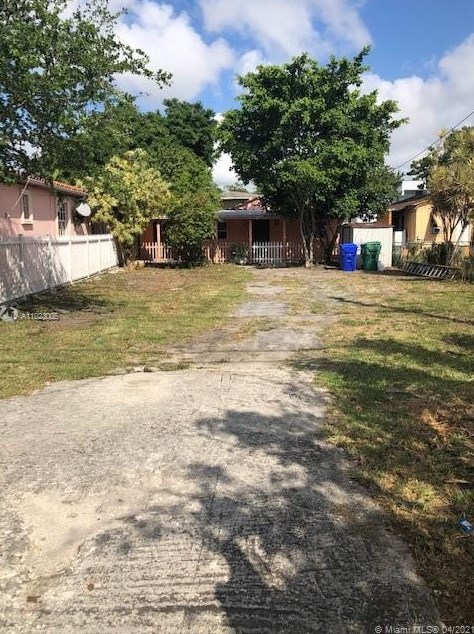 2415 23rd Ave, Miami, FL 33142-8412