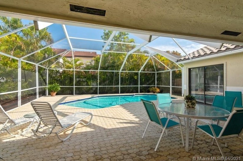12479 95th Ter, Miami, FL 33186-1878