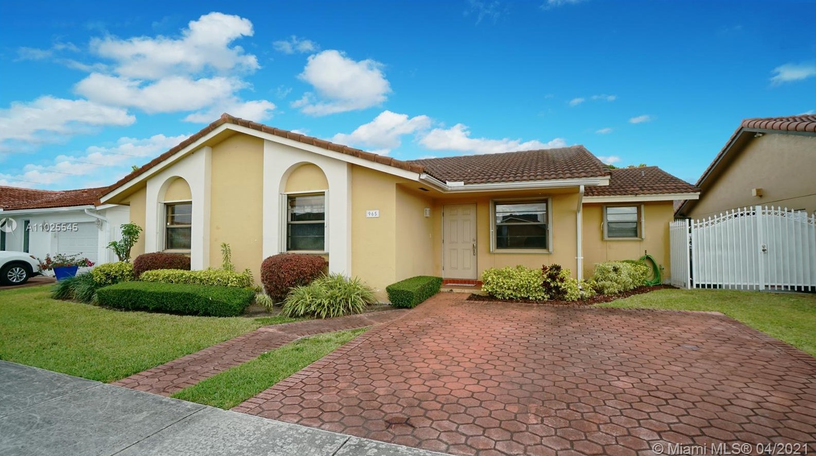 965 127th Path, Miami, FL 33182-1832
