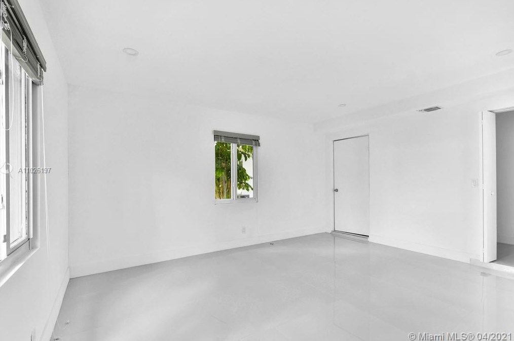 11325 58 Ter, Miami FL 33178-2809 exterior