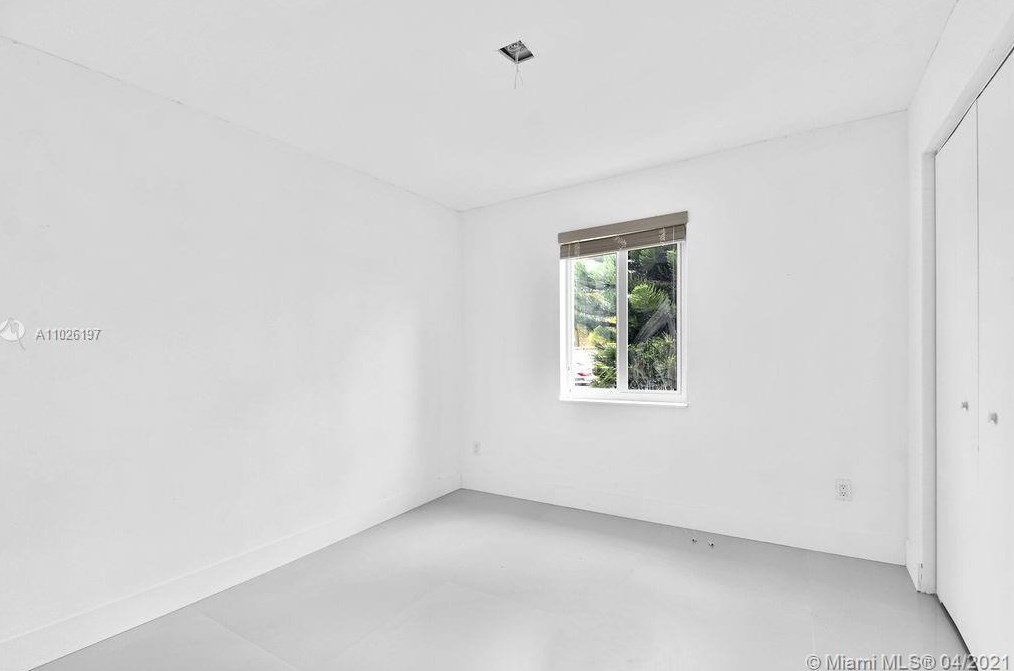 11325 58 Ter, Miami FL 33178-2809 exterior