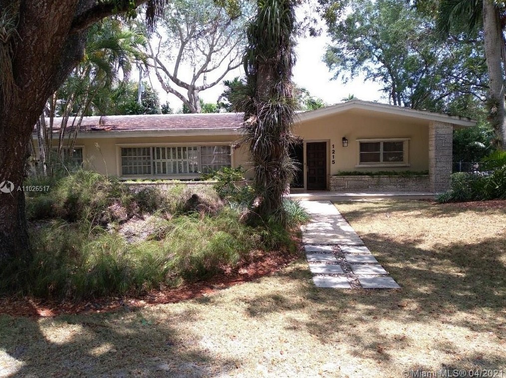 1215 Alfonso Ave, Miami, FL 33146-3211