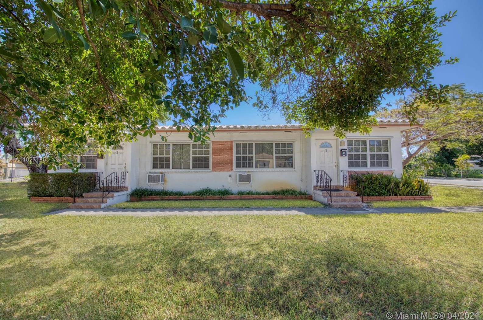 1935 Buchanan St, Hollywood, FL 33020-4016