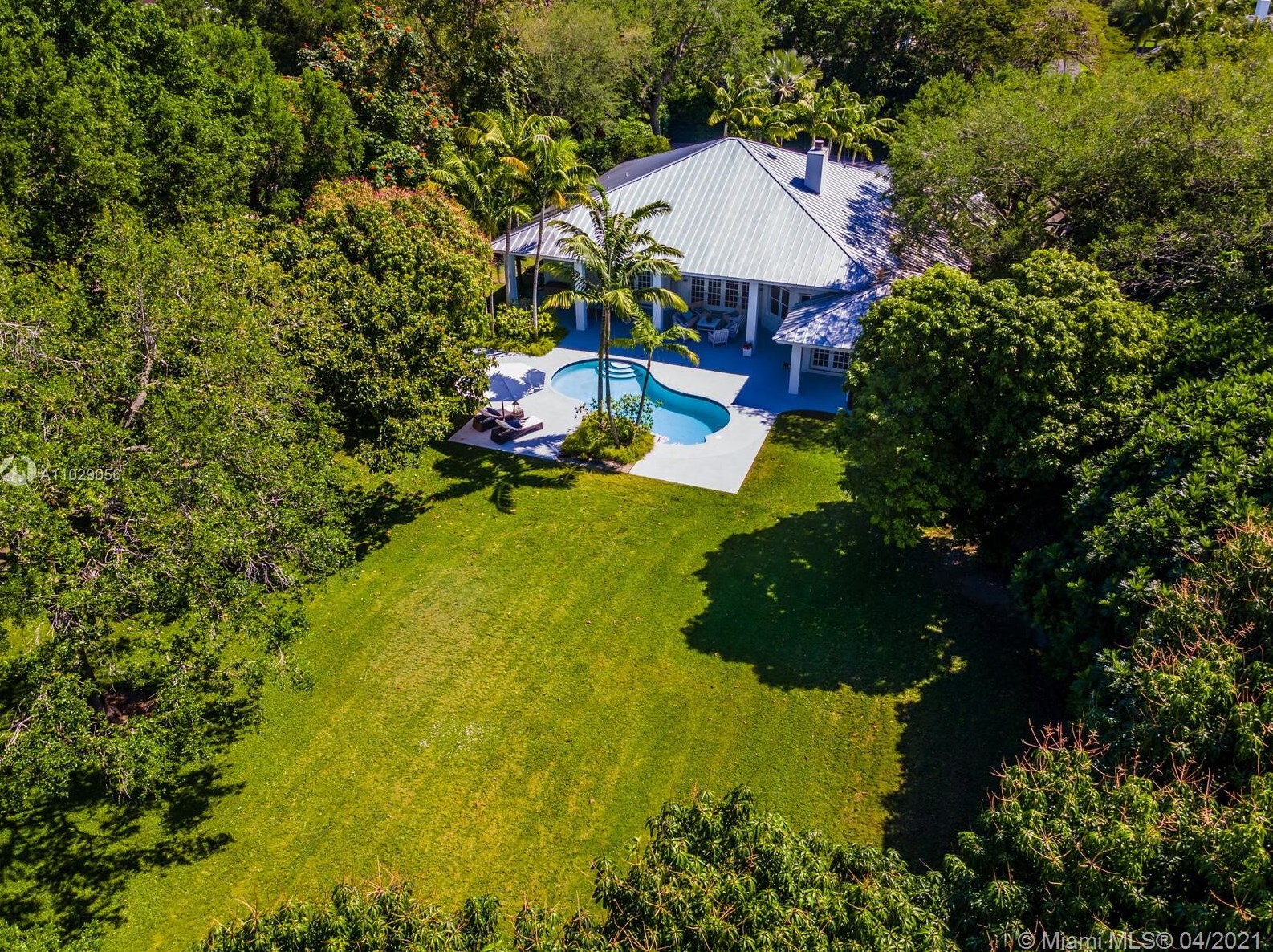 9530 68th Ave, Miami, FL 33156-1730