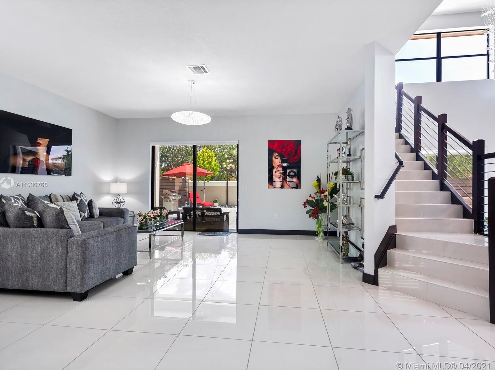 8824 Nw 154th Terrace, Hialeah, FL 33018