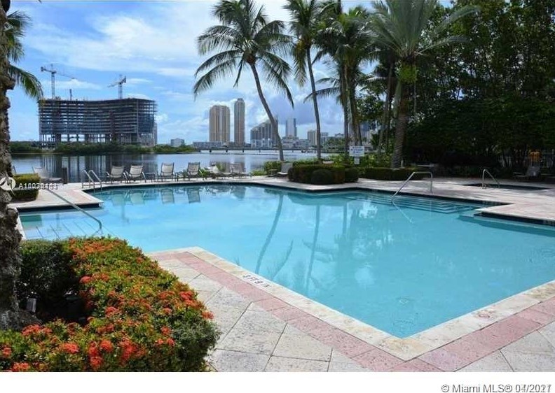 3225 Ne 184th St #10306, Miami, FL 33160