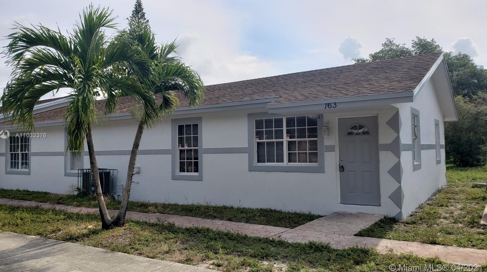 165 59th St, Miami FL  33127-2035 exterior