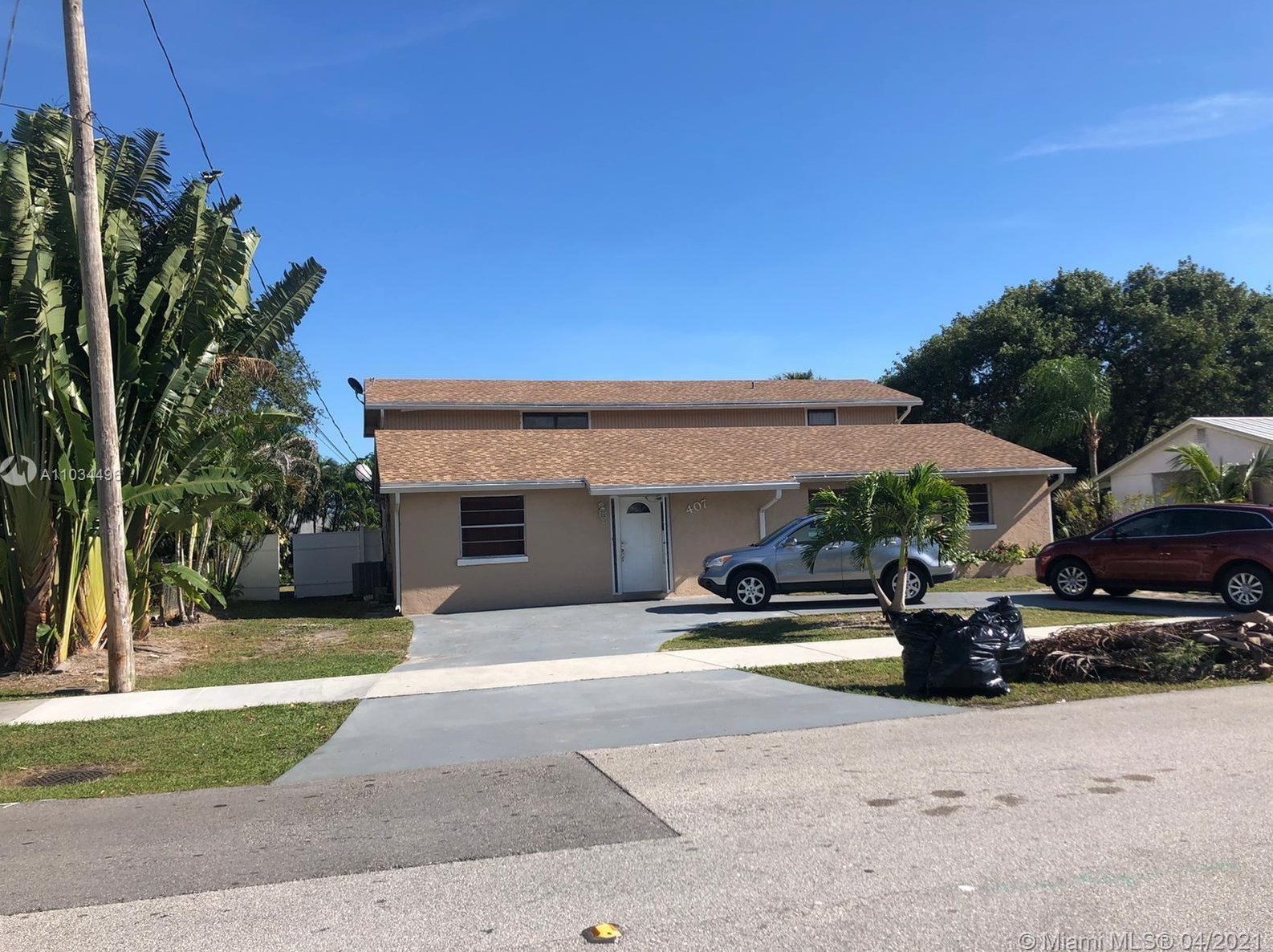 407 Loxahatchee Dr, Jupiter, FL 33458-7494