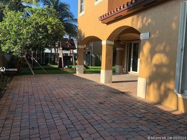 2665 Sw 150th Ct, Miami, FL 33185