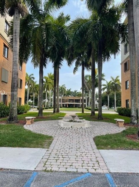 9340 Fontainebleau Blvd #w403, Miami, FL