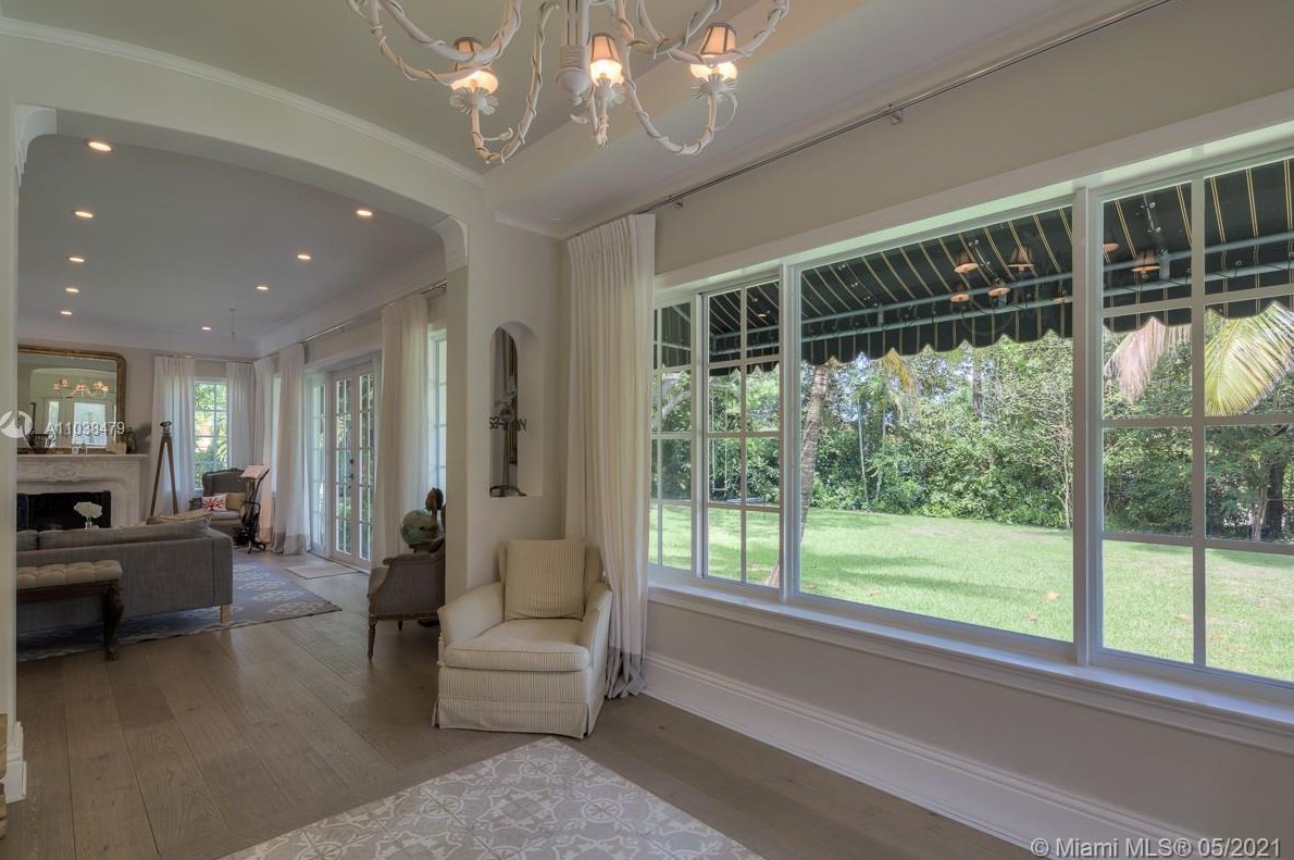 8530 Ne 10th Ave, Miami, FL 33138