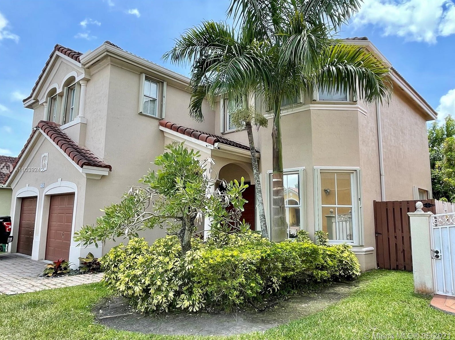 16436 82nd Ter, Miami, FL 33193-5728