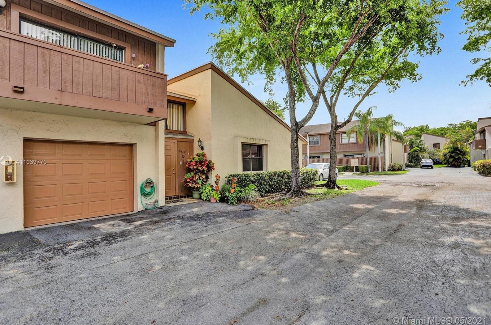 10631 113th Pl, Miami, FL 33176-8284
