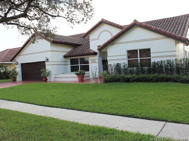 16144 9th Dr, Hollywood, FL 33028-1112