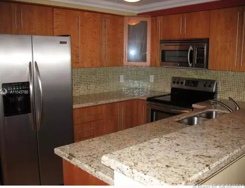 401 Ocean Dr #1024, Miami, FL 33139