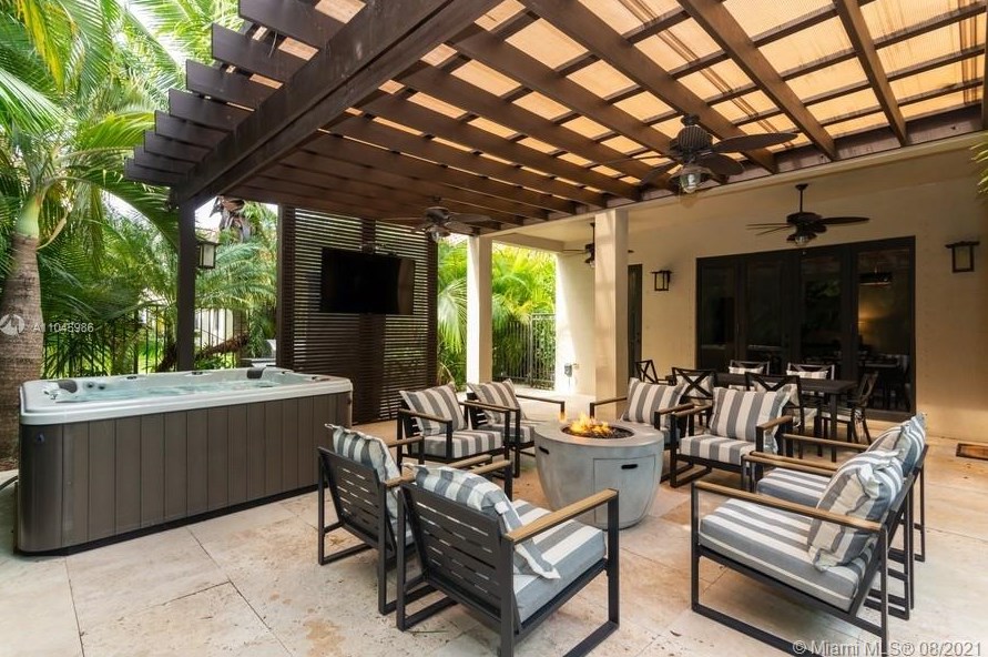 7512 187th St, Miami FL 33157-7343 exterior