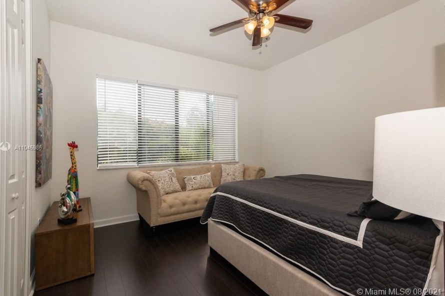 7512 187th St, Miami FL 33157-7343 exterior