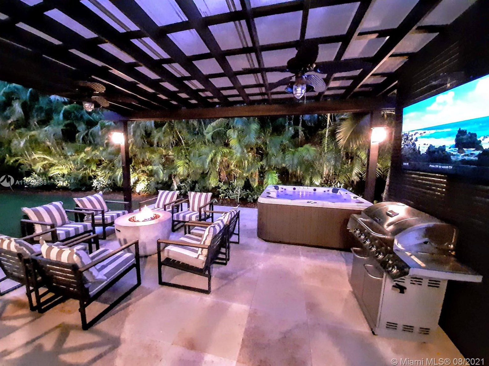 7512 187th St, Miami FL 33157-7343 exterior