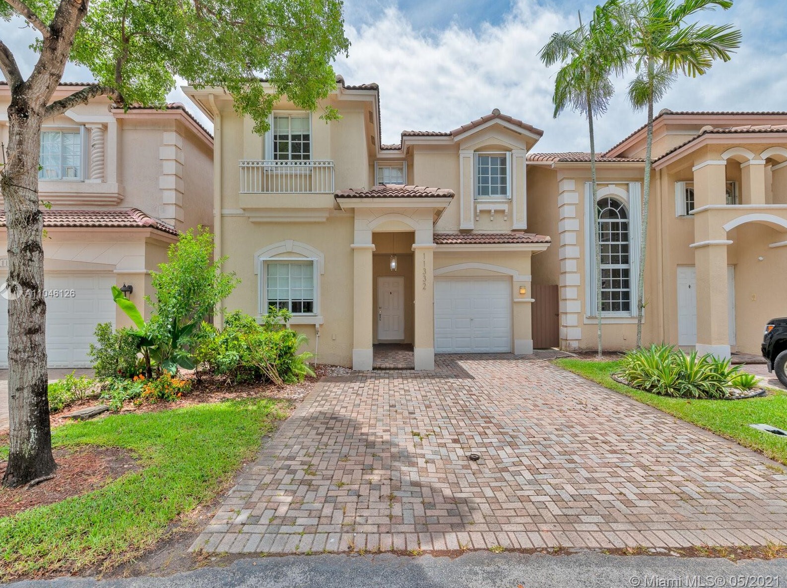 11332 73rd Terrace Cir, Miami, FL 33178-1760