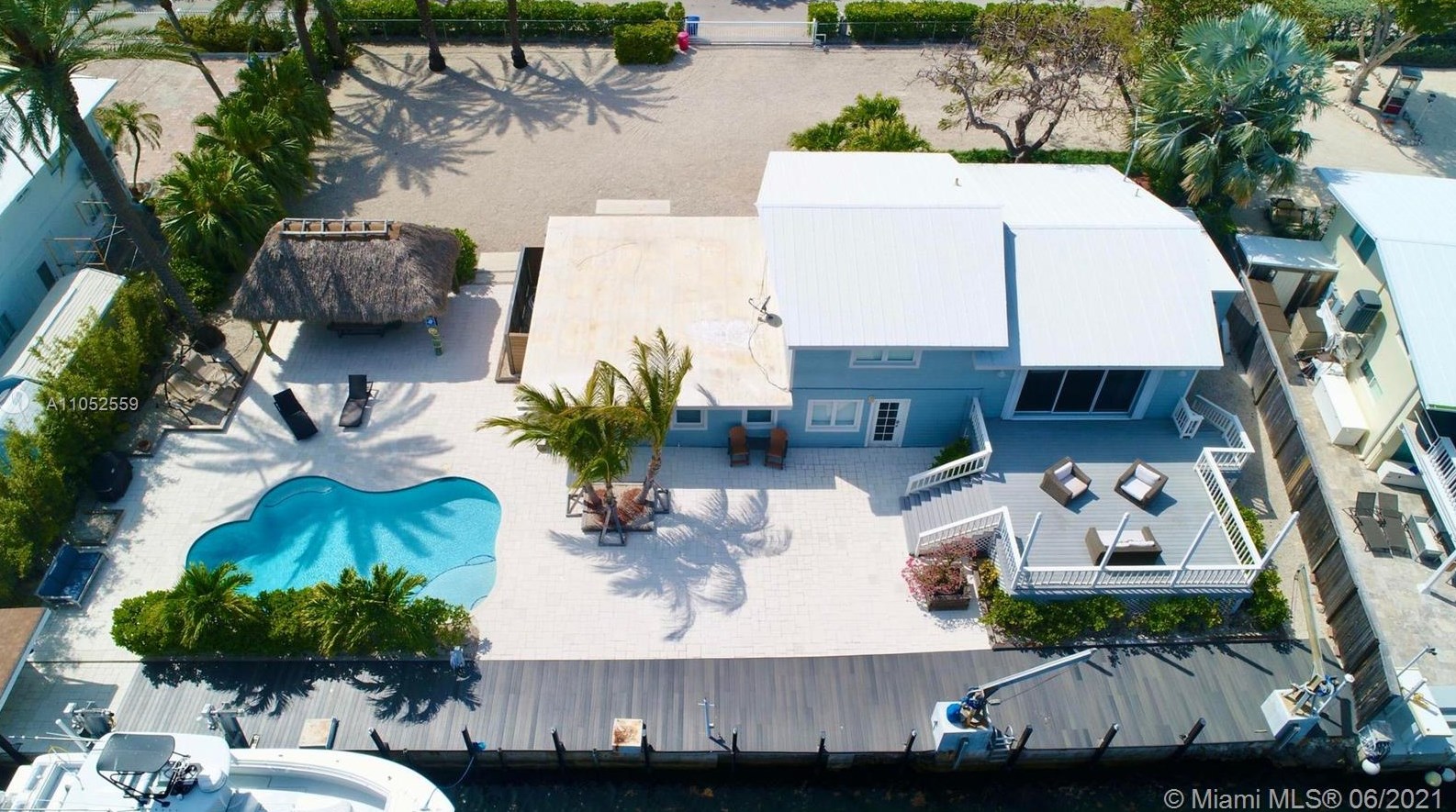 136 Old Fashion Rd, Plantation Key, FL 33070-2741