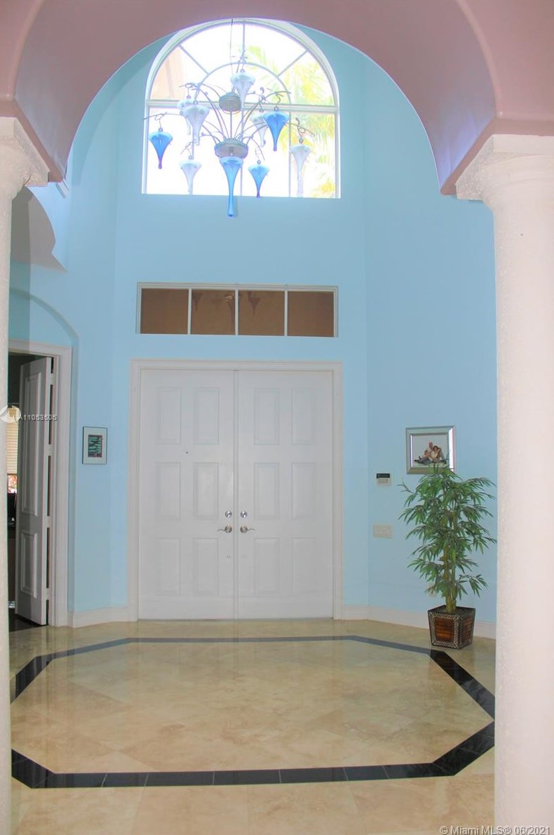 1462 Commodore Way, Hollywood, FL 33019-5061