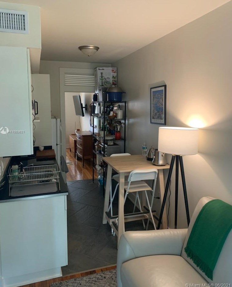 119 Cibao Ct #5, Miami, FL 33134