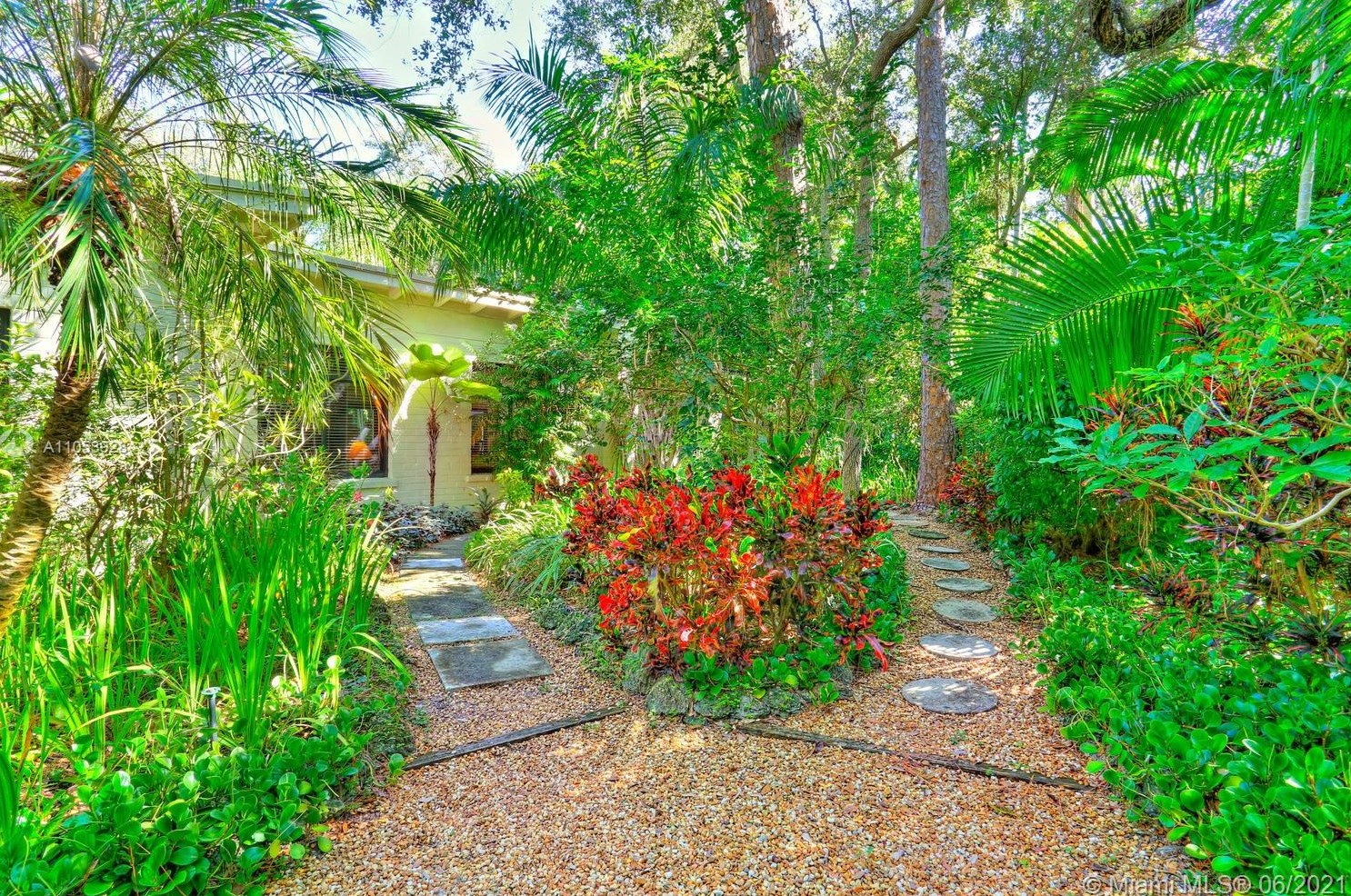 2035 Tigertail Ave, Miami, FL 33133