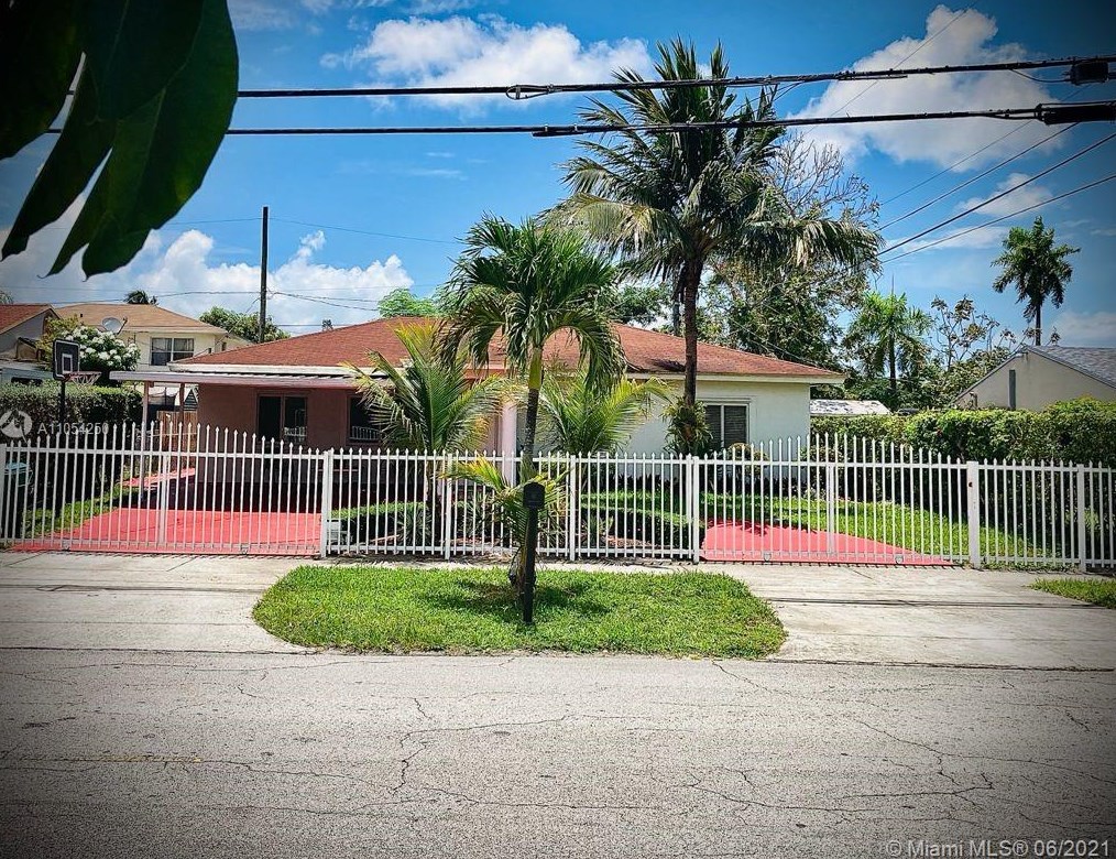 12031 5th Ave, Miami, FL 33161-6261