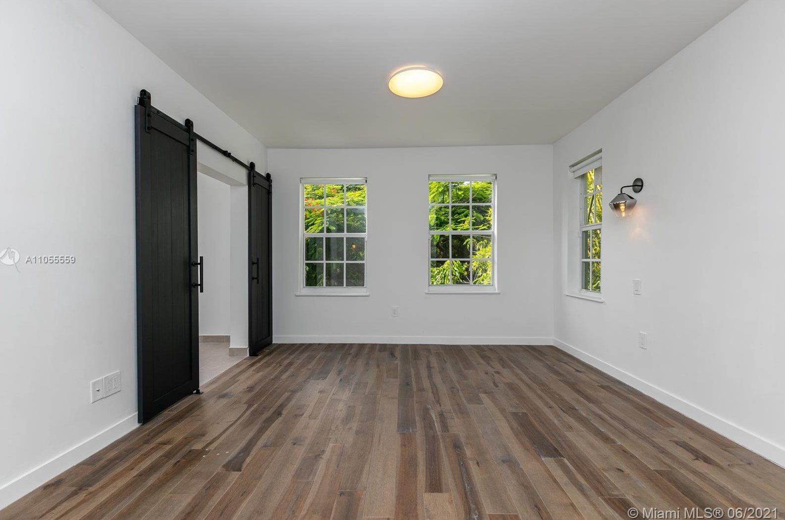 160 43 St, Miami FL 33137-3411 exterior