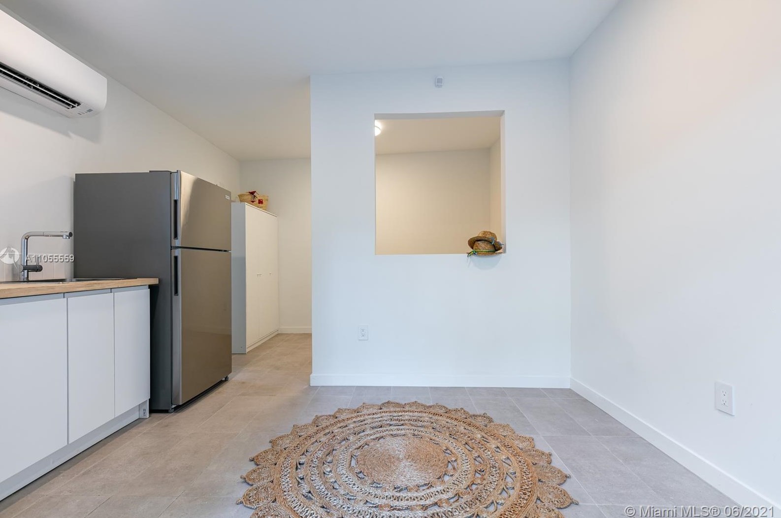 160 43 St, Miami FL 33137-3411 exterior